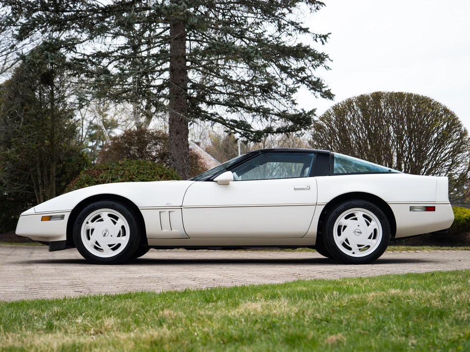 1988 Chevrolet Corvette C4 - Image 26 of 31