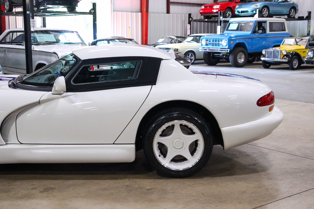 1996 Dodge Viper 2nd Gen - Image 13 of 31
