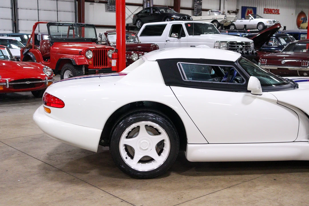 1996 Dodge Viper 2nd Gen - Image 14 of 31