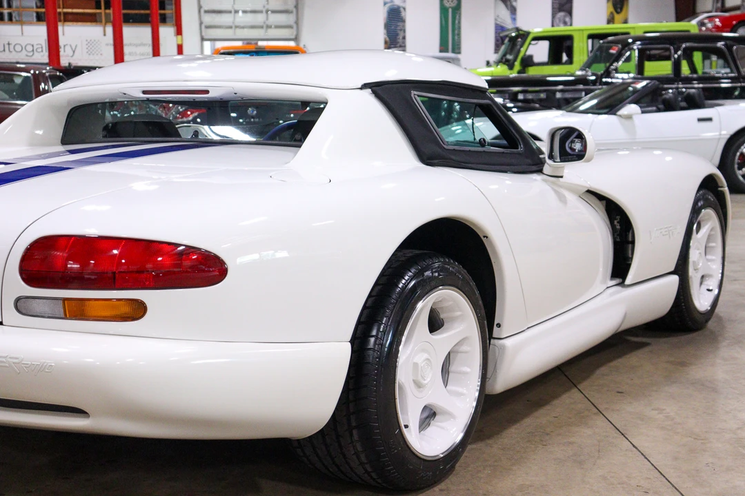 1996 Dodge Viper 2nd Gen - Image 29 of 31