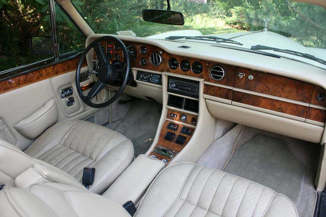 1987 Rolls-Royce Corniche Series II - Image 8 of 8