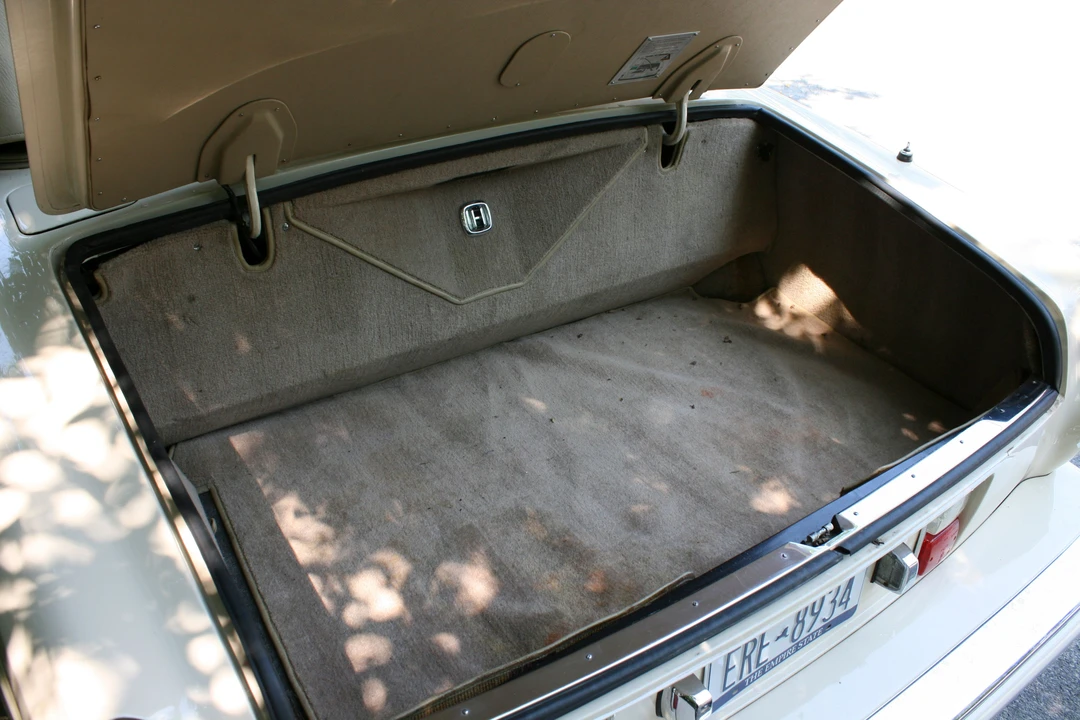 1987 Rolls-Royce Corniche Series II - Image 6 of 8