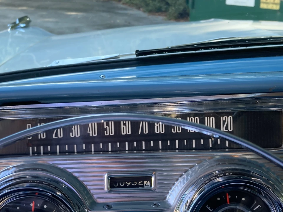 1957 Pontiac Chieftain - Image 27 of 31