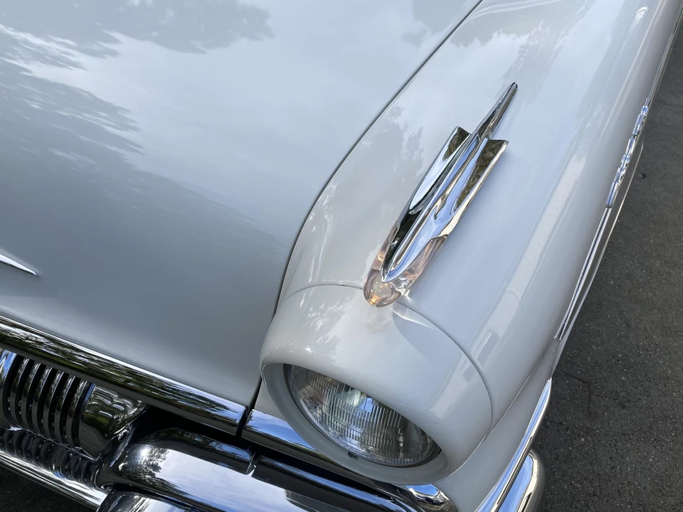 1957 Pontiac Chieftain - Image 20 of 31