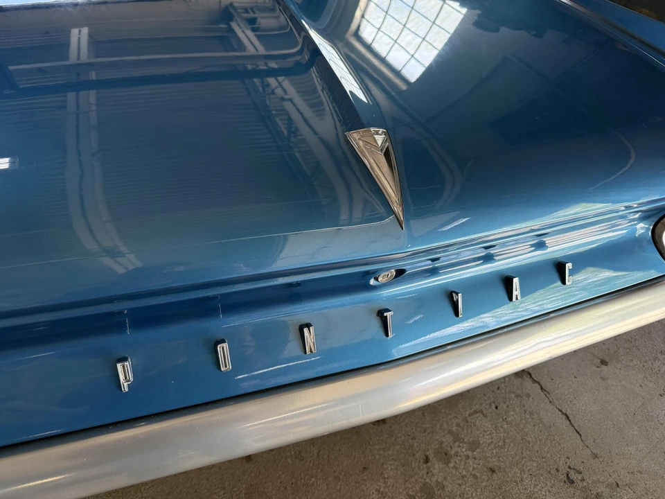 1961 Pontiac Catalina 3rd Gen - Image 30 of 31