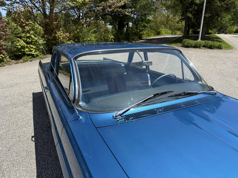 1961 Pontiac Catalina 3rd Gen - Image 18 of 31