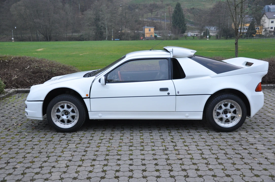 1986 Ford RS200 - Image 4 of 9