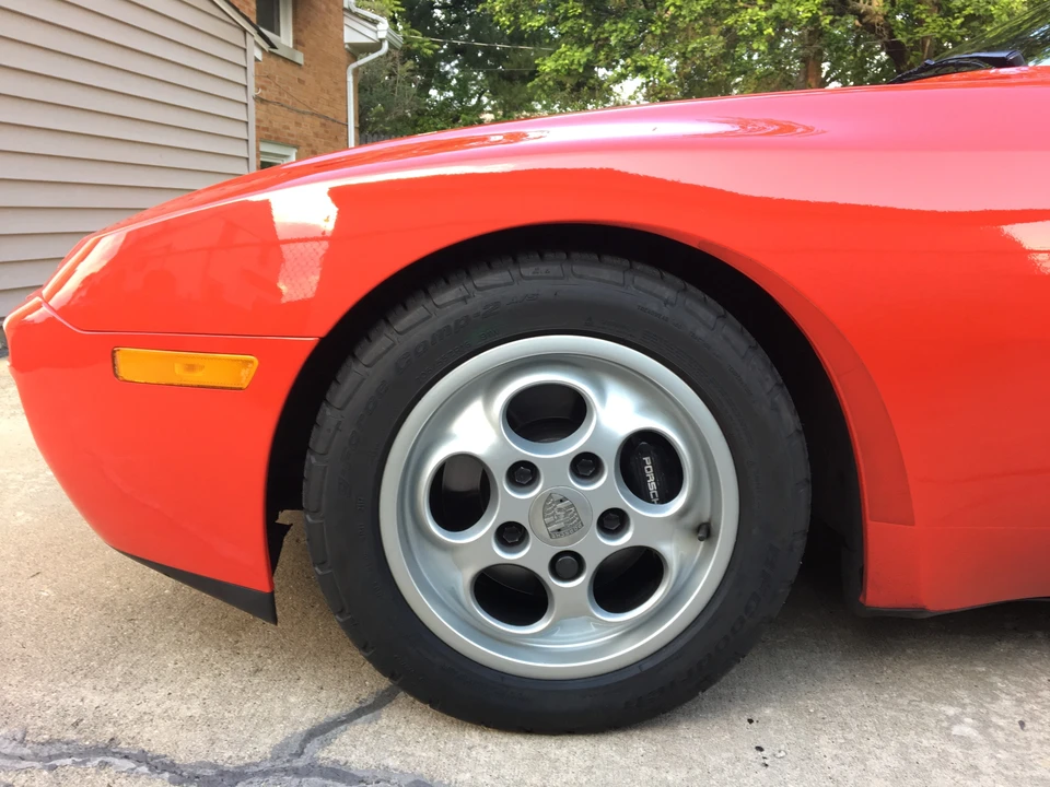 1987 Porsche 944 Turbo - Image 14 of 31