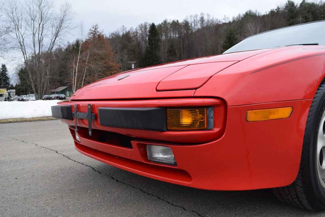 1987 Porsche 944 - Image 18 of 31