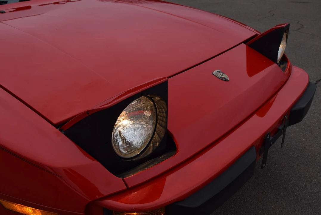 1987 Porsche 944 - Image 21 of 31