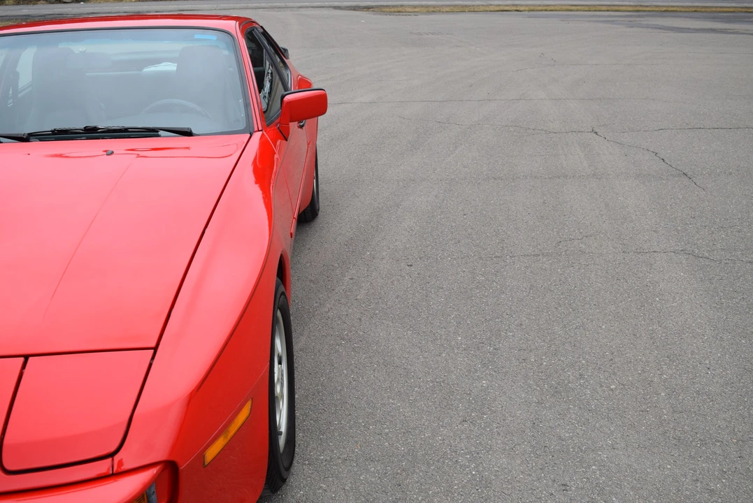 1987 Porsche 944 - Image 17 of 31
