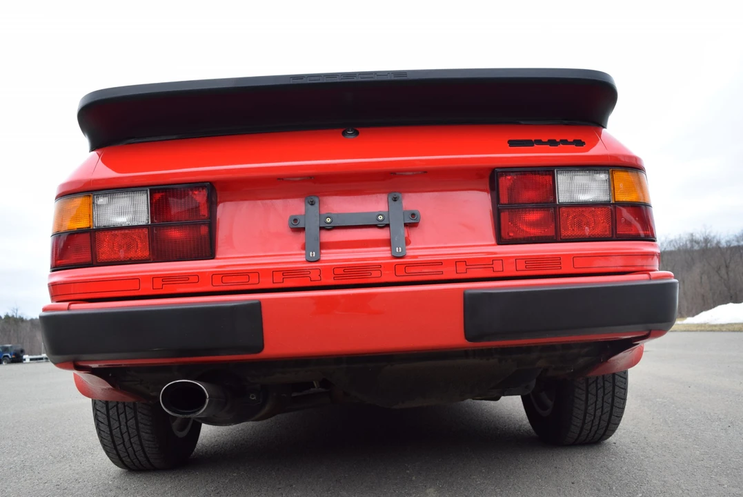 1987 Porsche 944 - Image 29 of 31