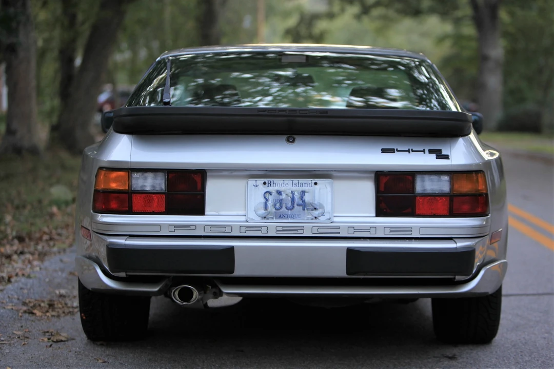 1989 Porsche 944 S2 - Image 6 of 31