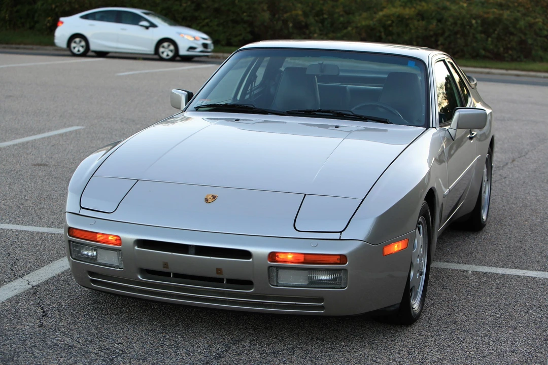 1989 Porsche 944 S2 - Image 15 of 31