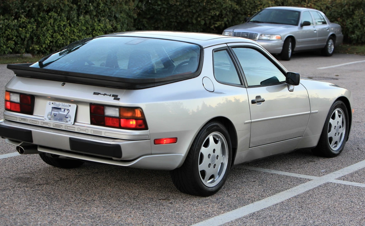1989 Porsche 944 S2 - Image 5 of 31