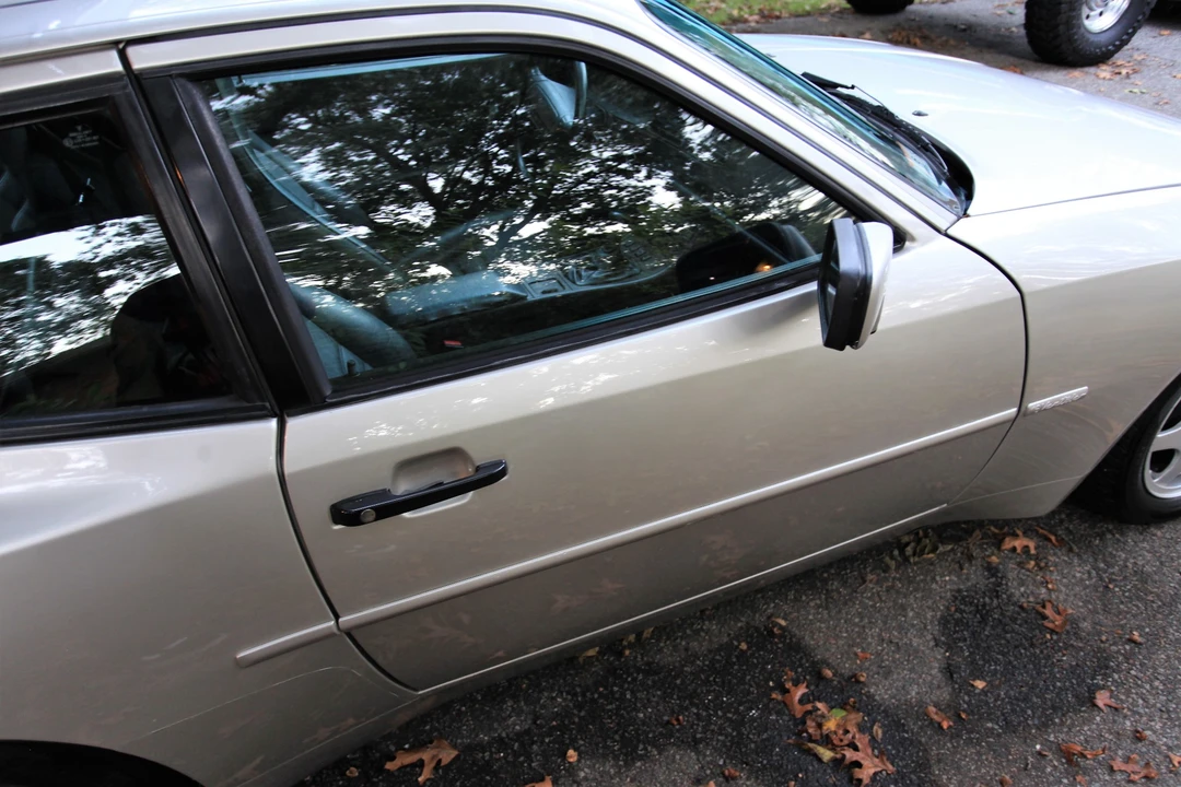 1989 Porsche 944 S2 - Image 17 of 31