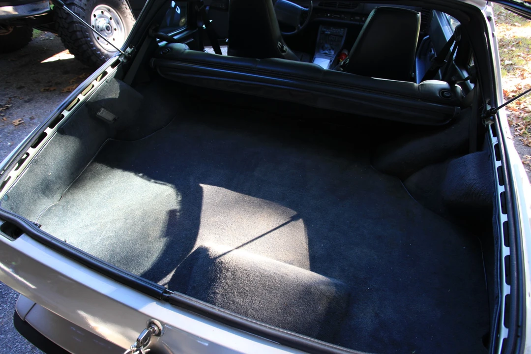 1989 Porsche 944 S2 - Image 27 of 31
