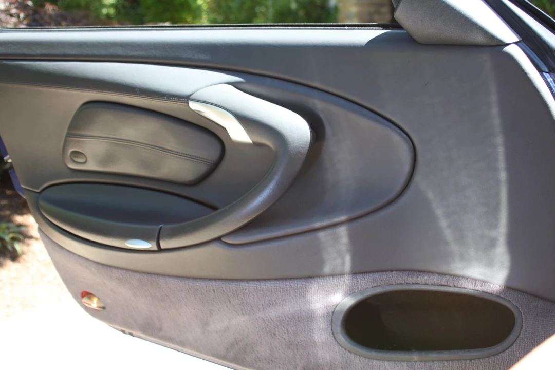 1999 Porsche 996 Carrera - Image 23 of 31