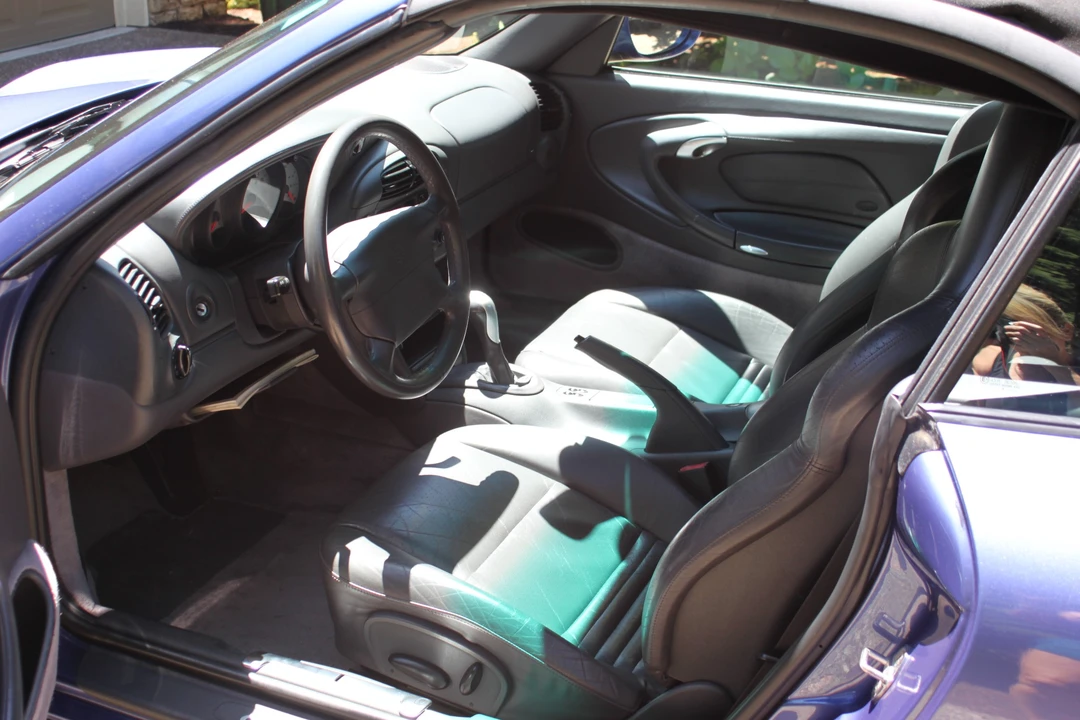 1999 Porsche 996 Carrera - Image 24 of 31