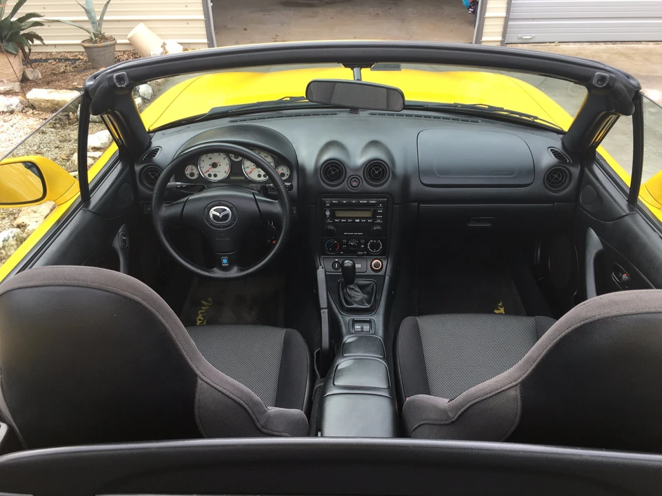 2002 Mazda NB MX-5 Miata - Image 14 of 31