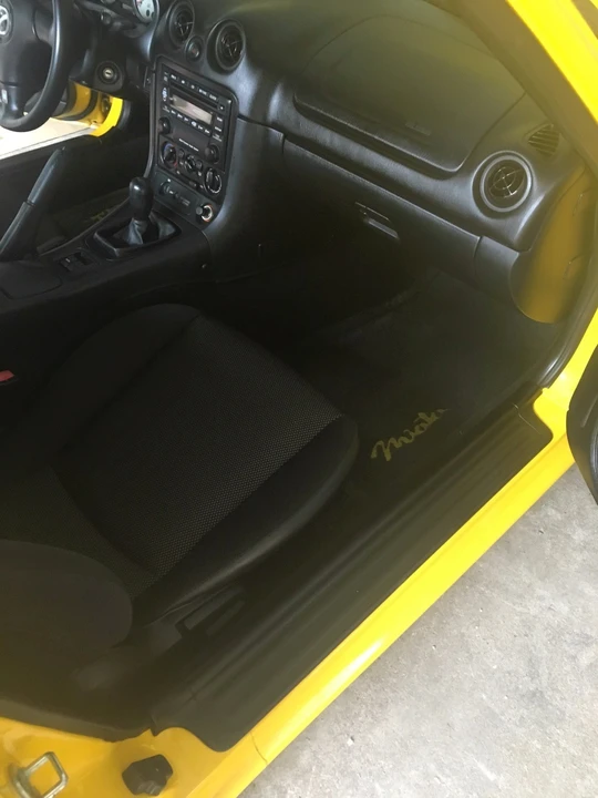 2002 Mazda NB MX-5 Miata - Image 23 of 31