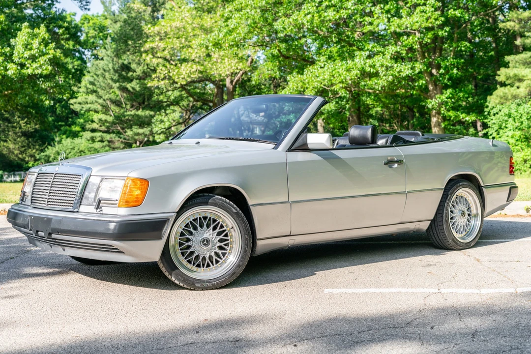 1993 Mercedes-Benz W124 E-Class - Image 2 of 31