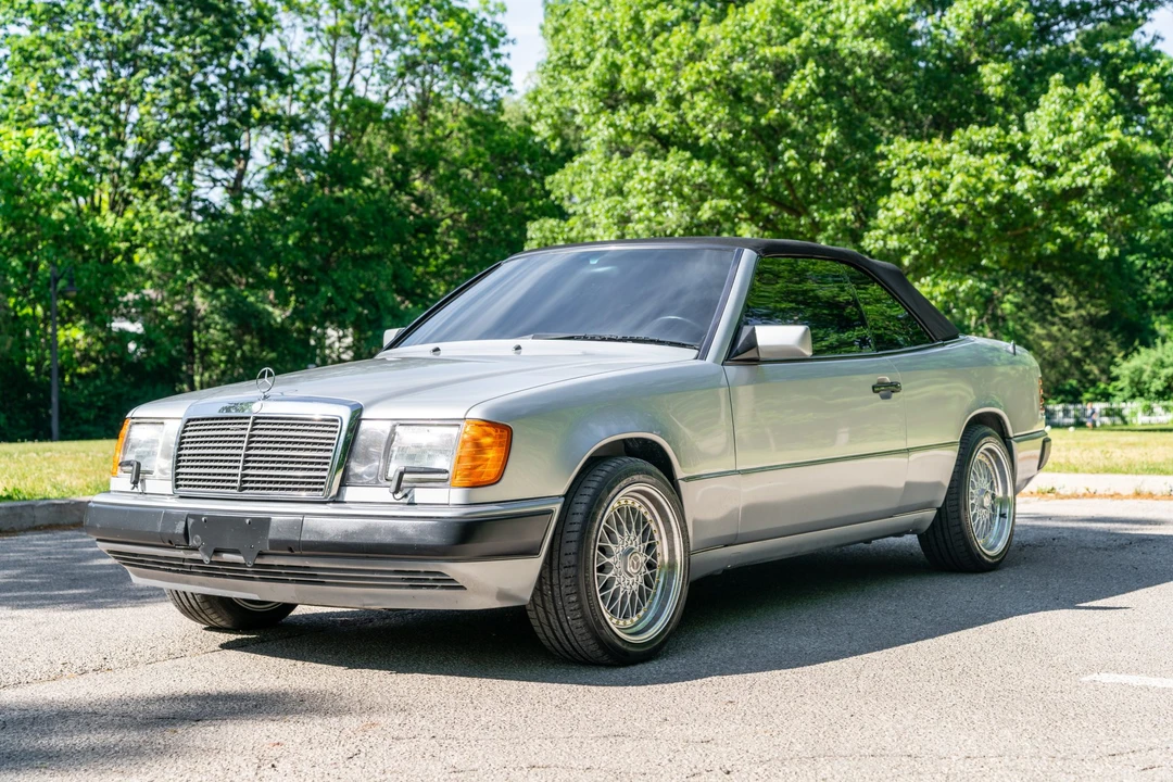 1993 Mercedes-Benz W124 E-Class - Image 11 of 31