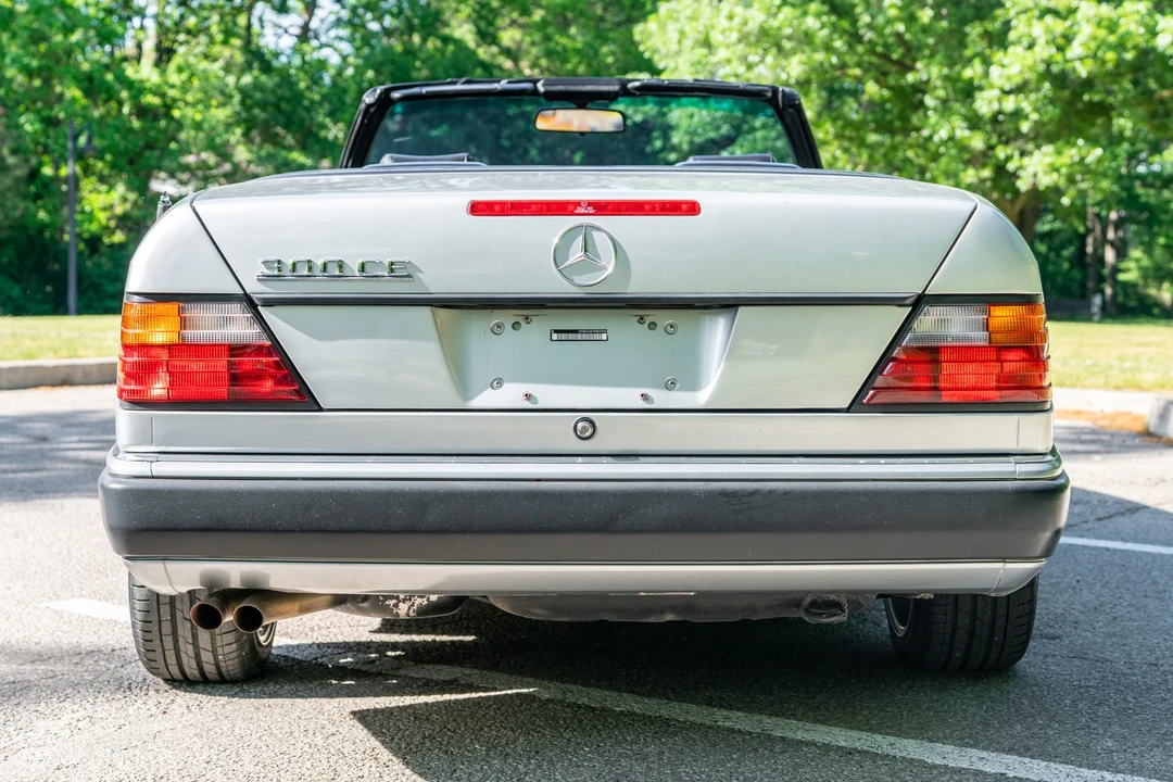 1993 Mercedes-Benz W124 E-Class - Image 5 of 31
