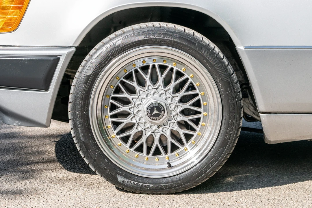 1993 Mercedes-Benz W124 E-Class - Image 23 of 31