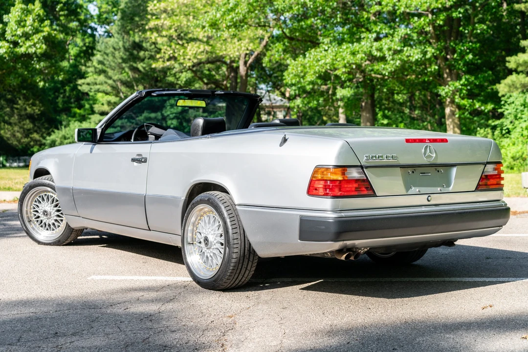 1993 Mercedes-Benz W124 E-Class - Image 4 of 31