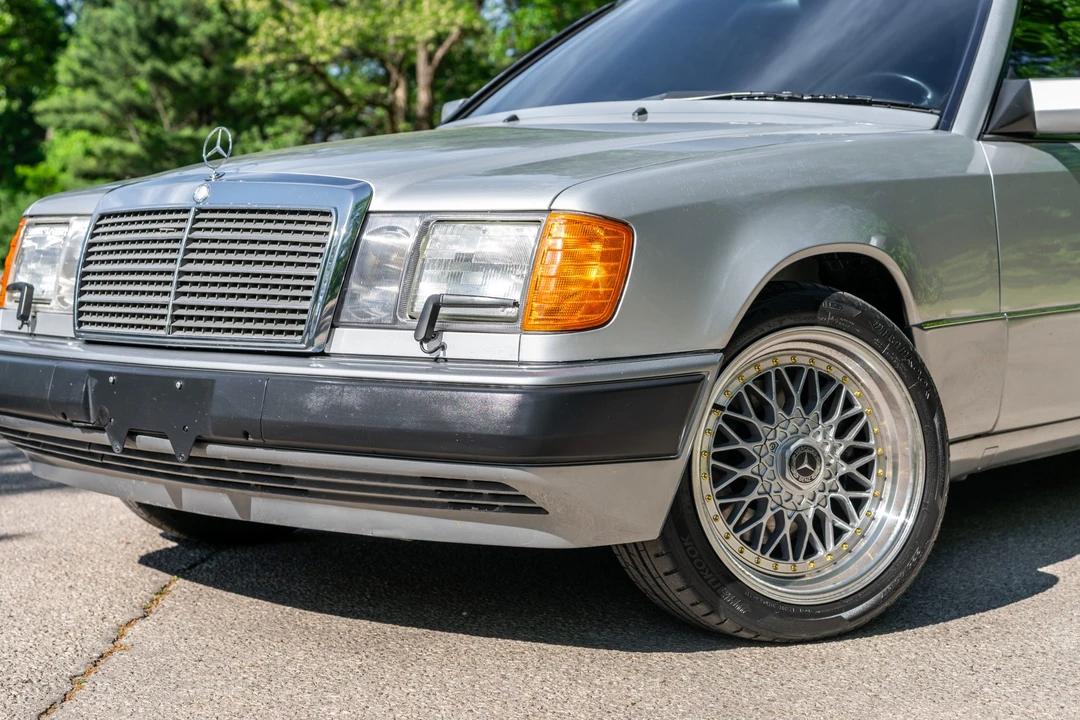 1993 Mercedes-Benz W124 E-Class - Image 15 of 31