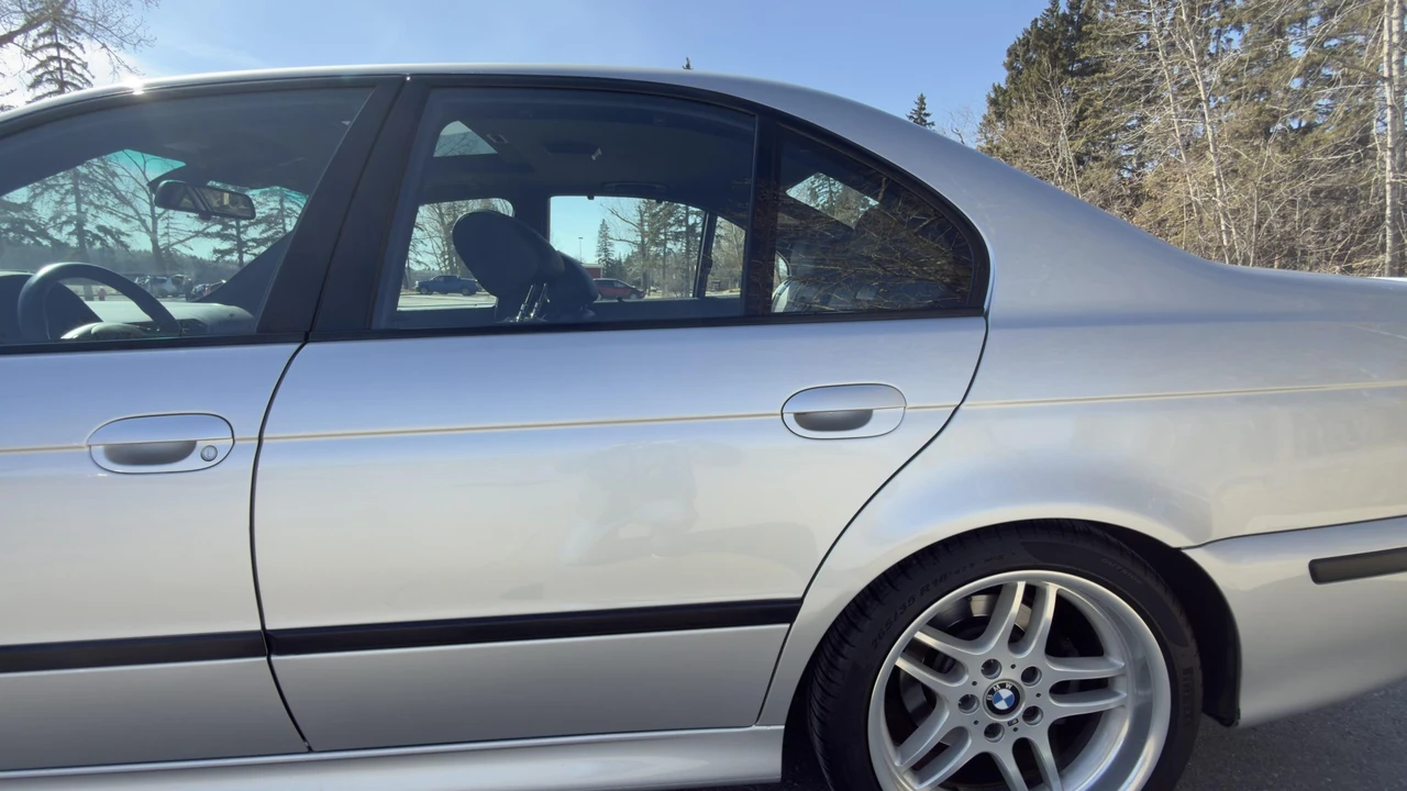 2003 BMW E39 540i - Image 24 of 31