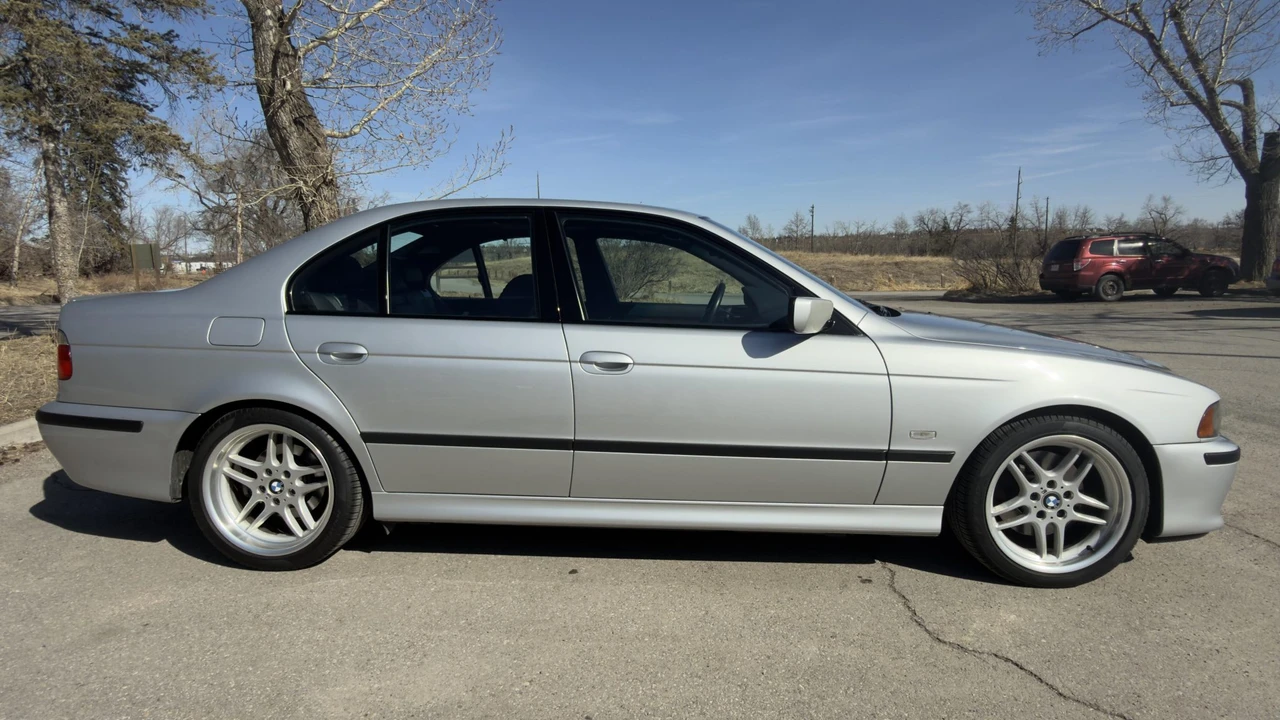 2003 BMW E39 540i - Image 7 of 31