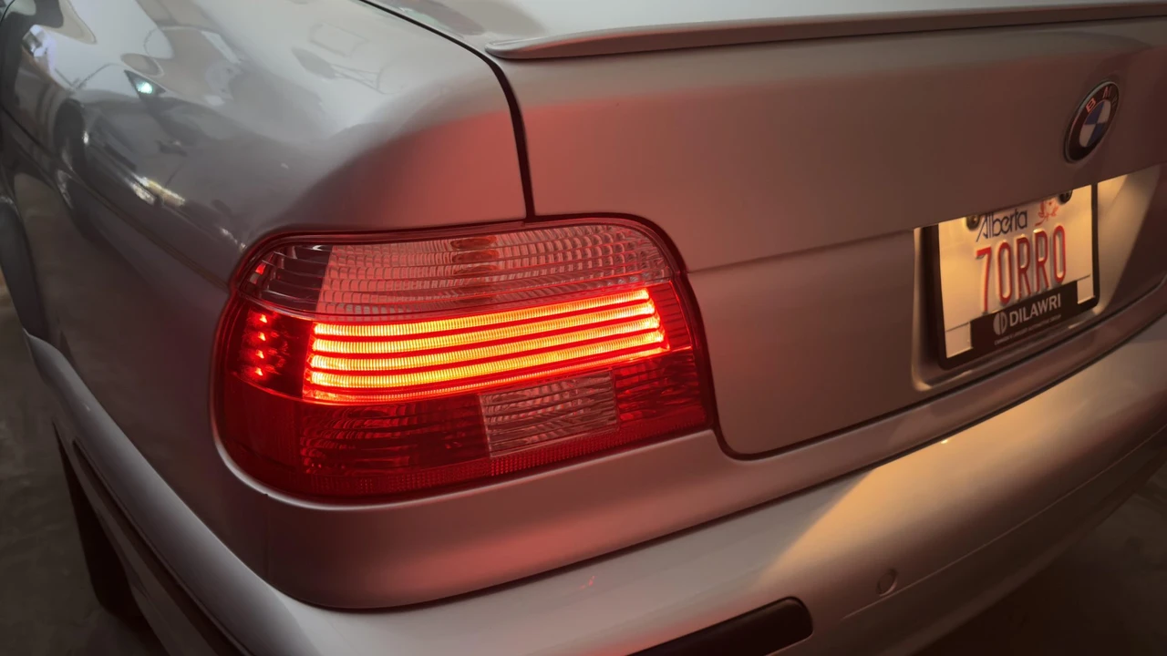 2003 BMW E39 540i - Image 14 of 31