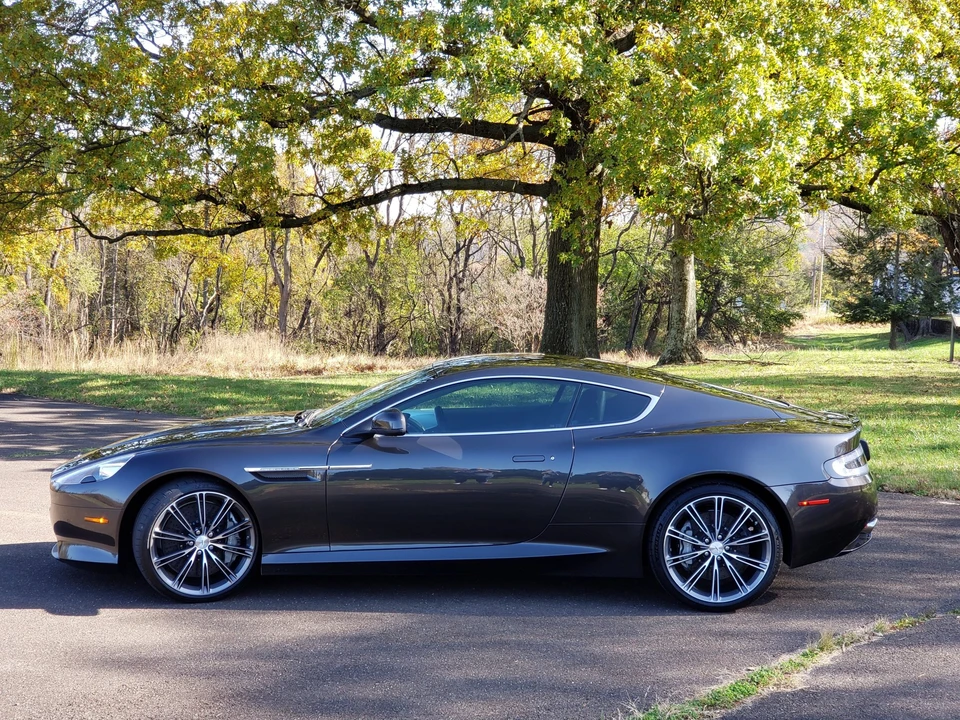 2012 Aston Martin Virage (2011-2012) - Image 5 of 31