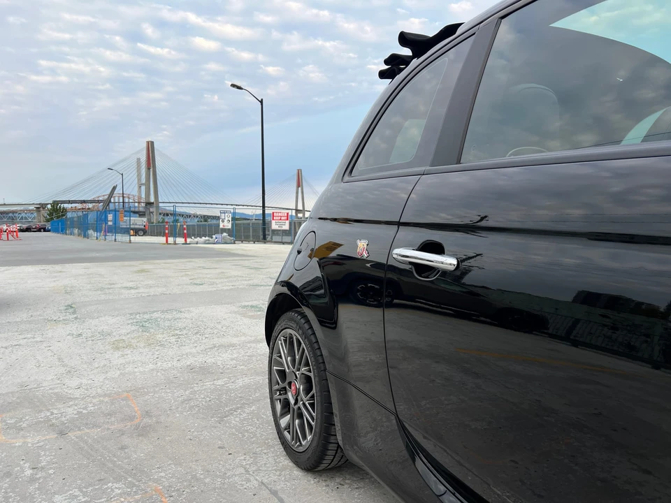 2014 Fiat Abarth 500 - Image 22 of 31
