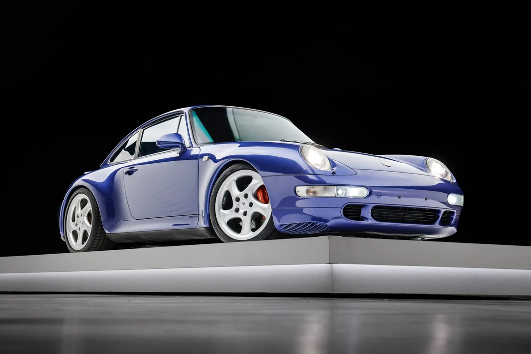 1997 Porsche 993 Carrera 4S - Image 16 of 31