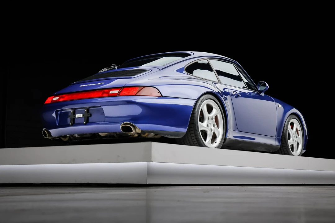 1997 Porsche 993 Carrera 4S - Image 23 of 31