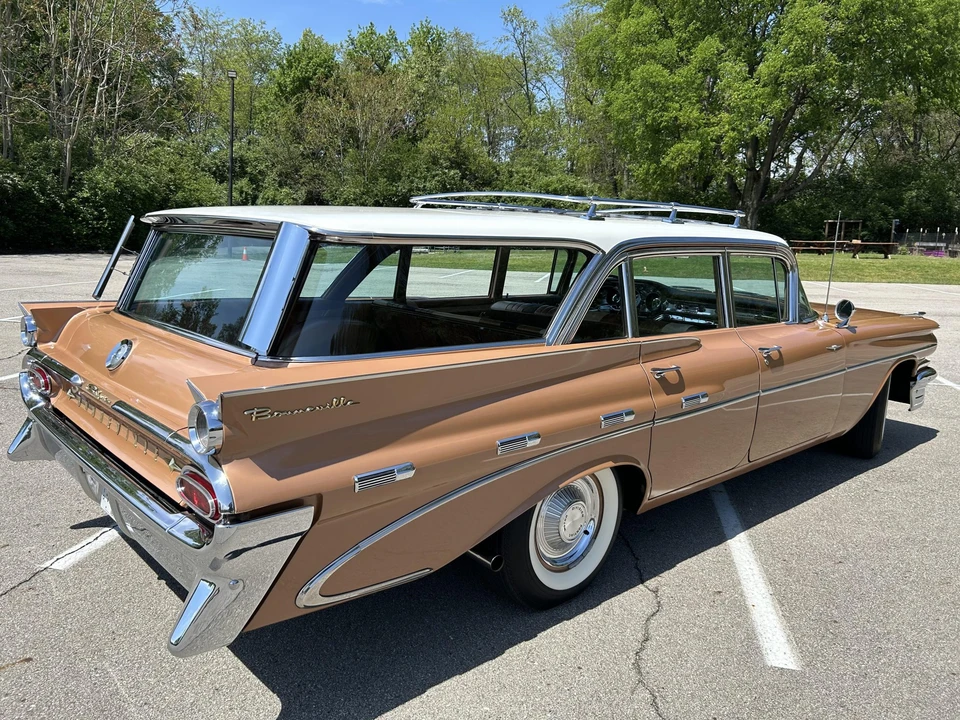 1959 Pontiac Safari - Image 8 of 31