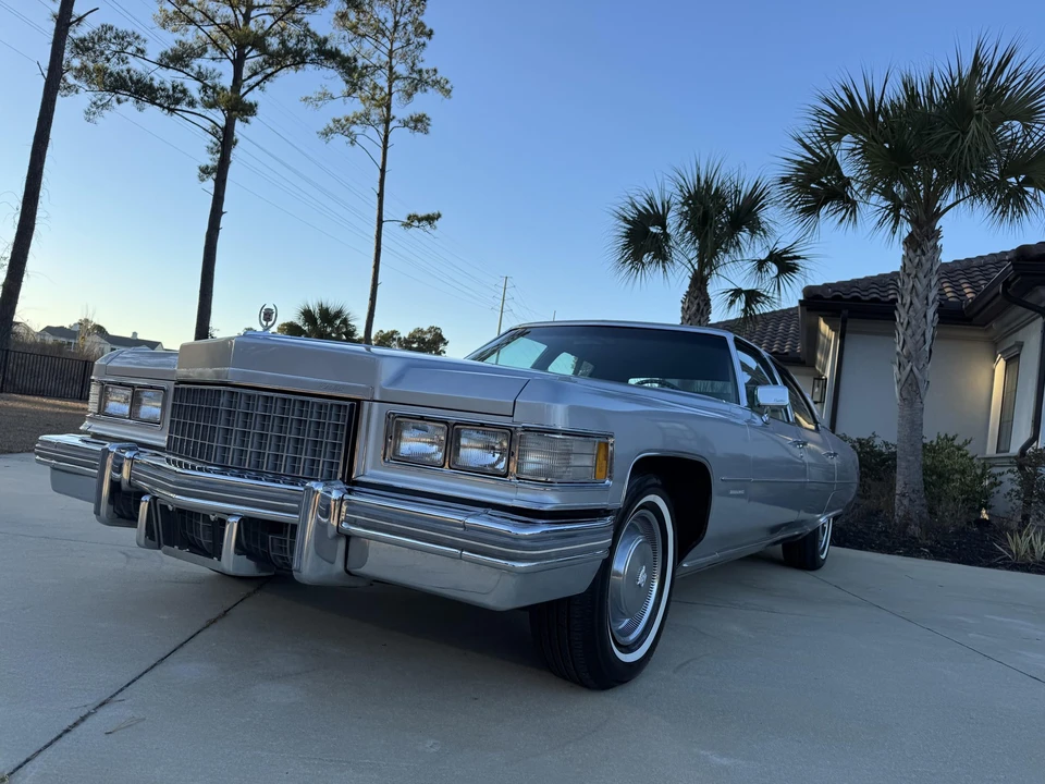 1976 Cadillac Sixty Special - Image 2 of 31