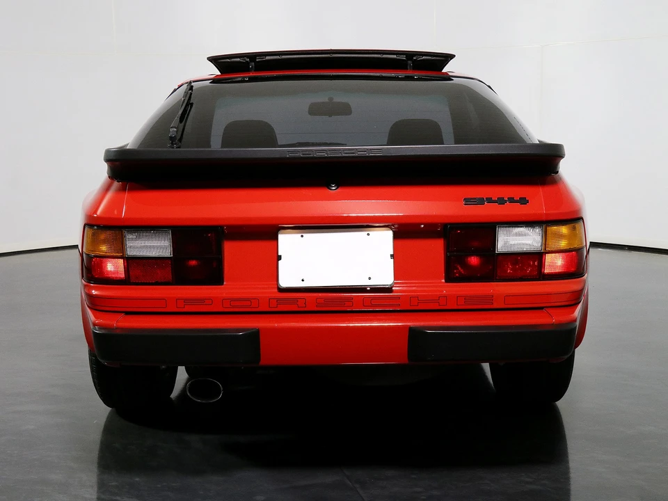 1984 Porsche 944 - Image 4 of 31