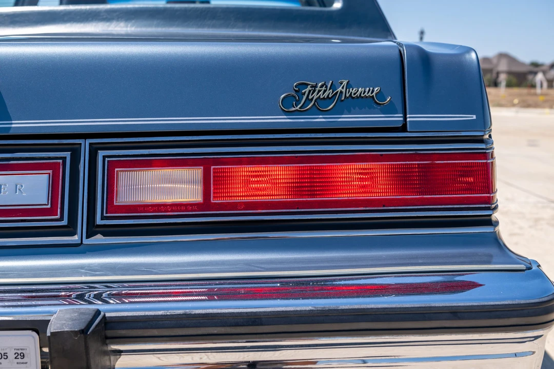 1985 Chrysler New Yorker - Image 16 of 31