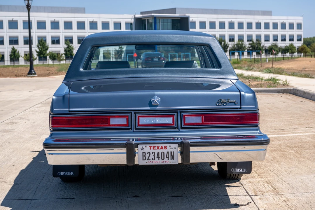 1985 Chrysler New Yorker - Image 6 of 31