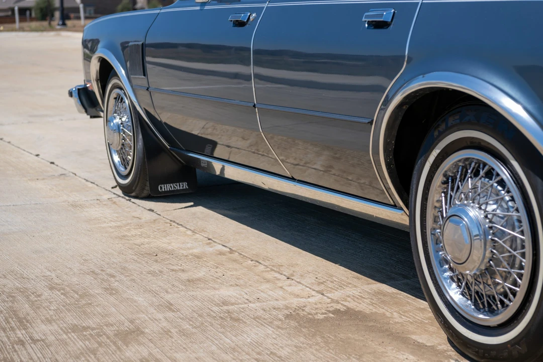 1985 Chrysler New Yorker - Image 23 of 31