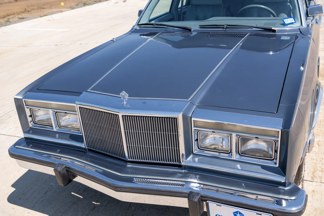 1985 Chrysler New Yorker - Image 27 of 31
