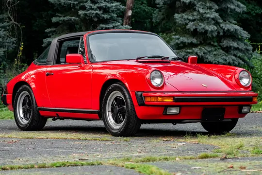 1985 Porsche 911 Carrera Targa