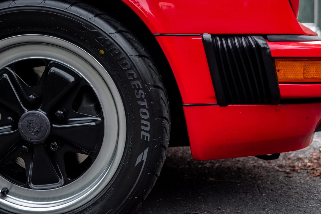 1985 Porsche 911 Carrera 3.2 - Image 19 of 31