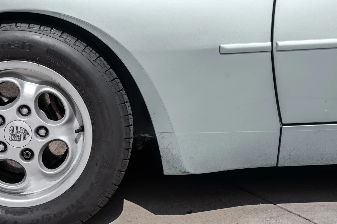 1985 Porsche 944 - Image 15 of 31