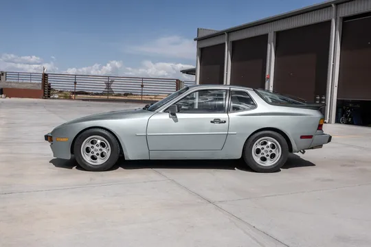 1985 Porsche 944 - Image 3 of 31