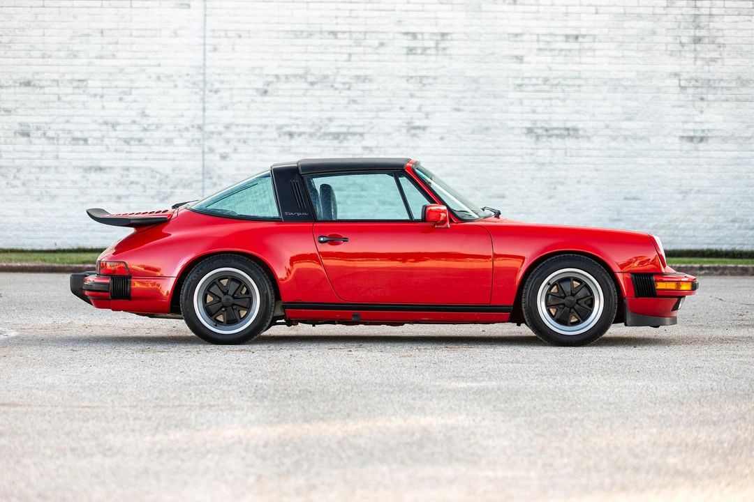 1986 Porsche 911 Carrera 3.2 - Image 8 of 31